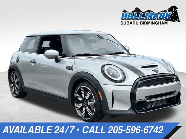 Used 2024 MINI Cooper S FWD image 1