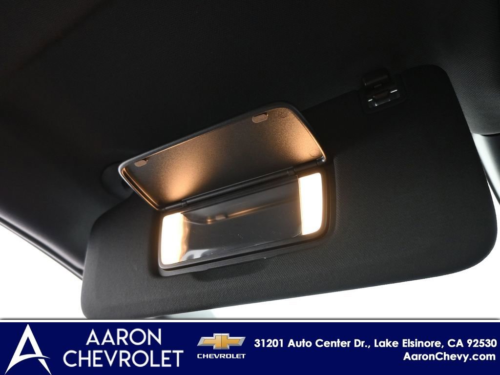 New 2026 Chevrolet Equinox EV LT w/ LPO, Blackout Package image 32