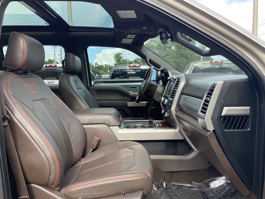 Used 2017 Ford F350 King Ranch w/ King Ranch Ultimate Package AWD/4WD image 25
