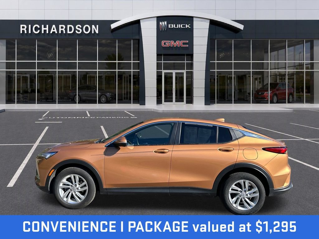 Used 2024 Buick Envista Preferred w/ Convenience I Package FWD image 2