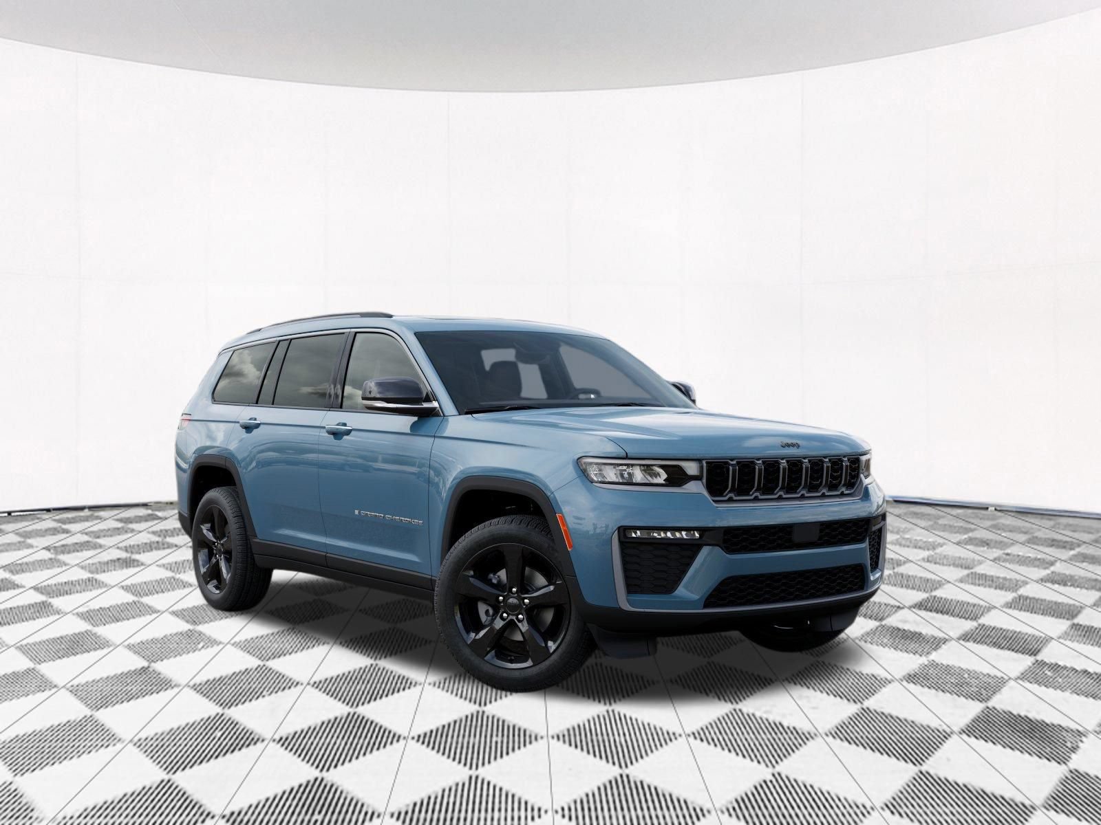 New 2026 Jeep Grand Cherokee L Limited w/ Limited Altitude Package AWD/4WD image 7