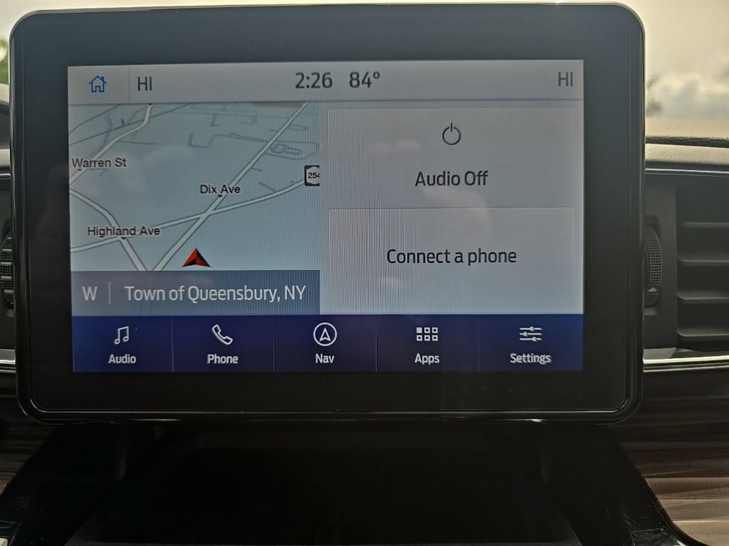 Used 2022 Ford Explorer Limited w/ Equipment Group 301A AWD/4WD image 25