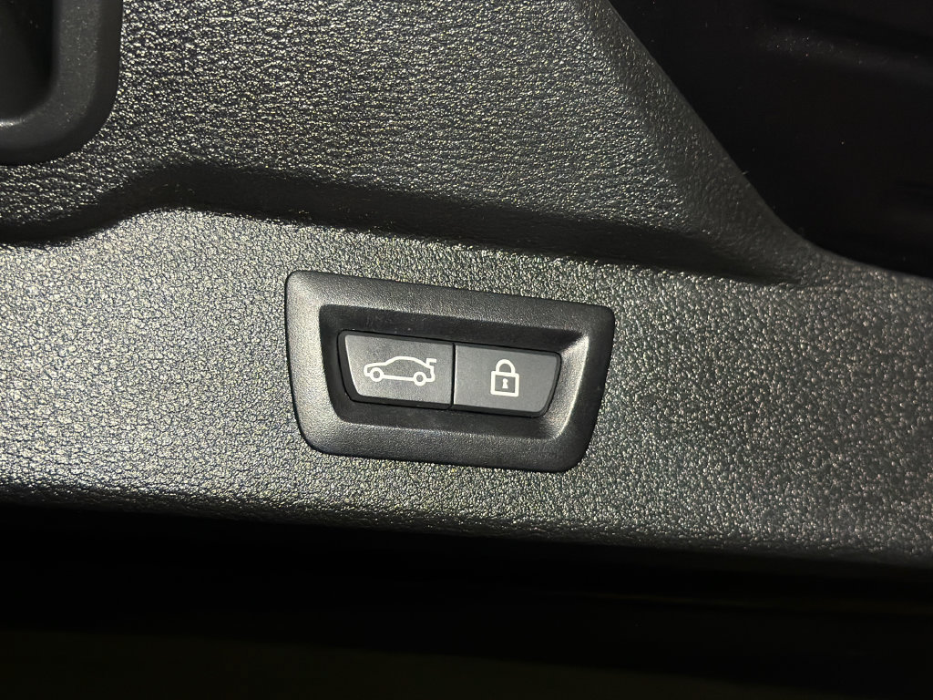 Used 2018 BMW X5 sDrive35i RWD image 8