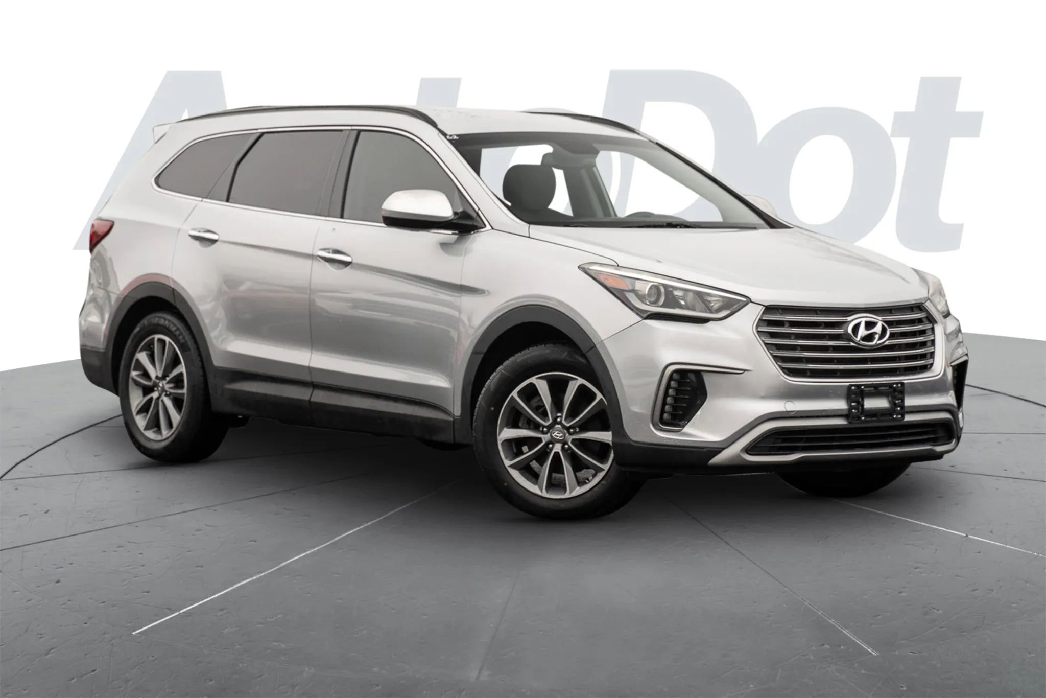 Used 2017 Hyundai Santa Fe SE image 1