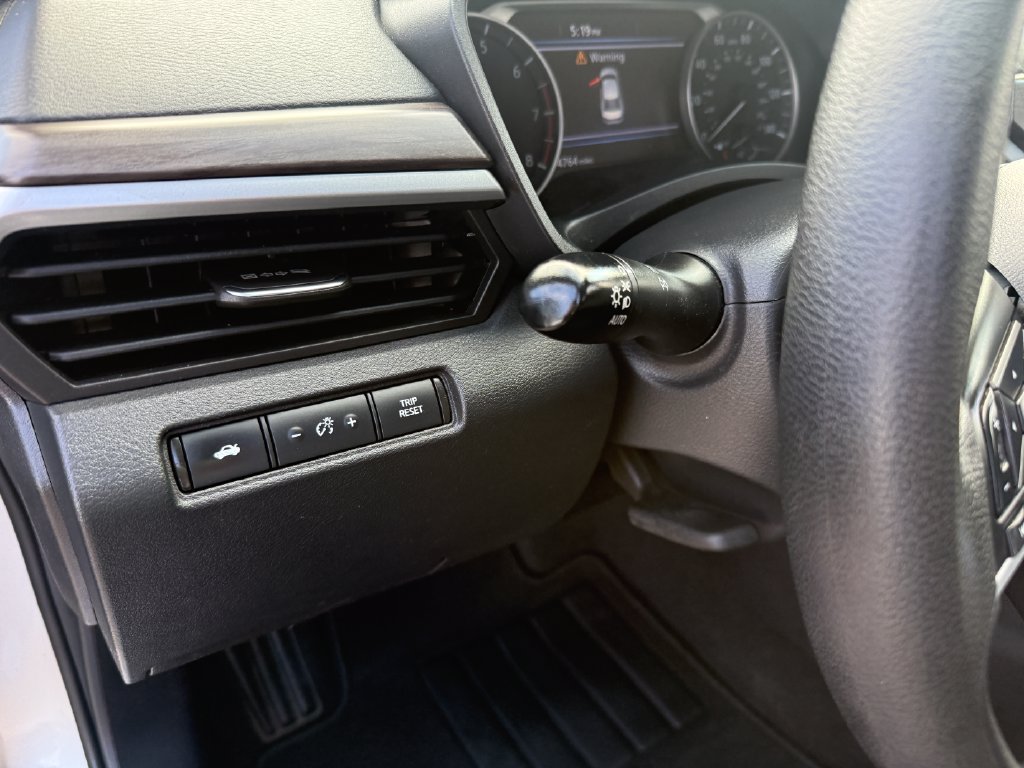 Used 2023 Nissan Altima 2.5 SV FWD image 26