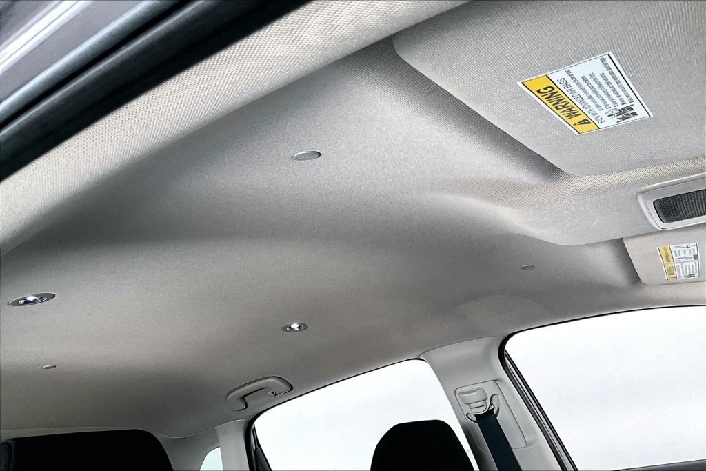 Used 2025 Honda HR-V LX image 21