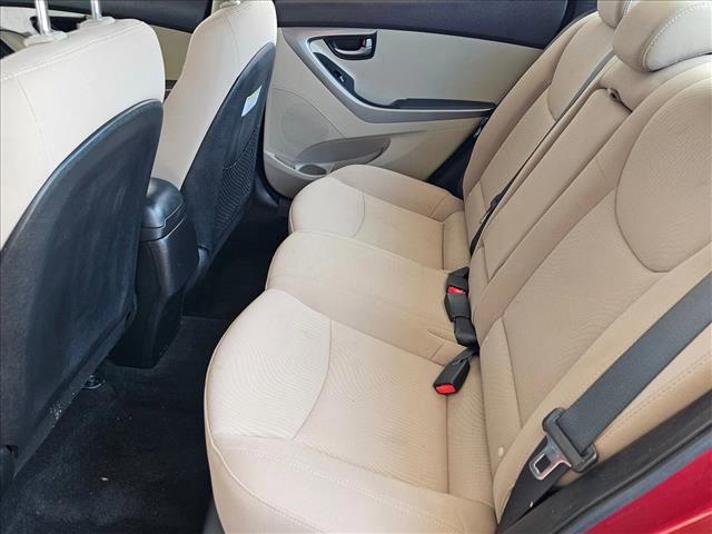 Used 2016 Hyundai Elantra SE FWD image 13