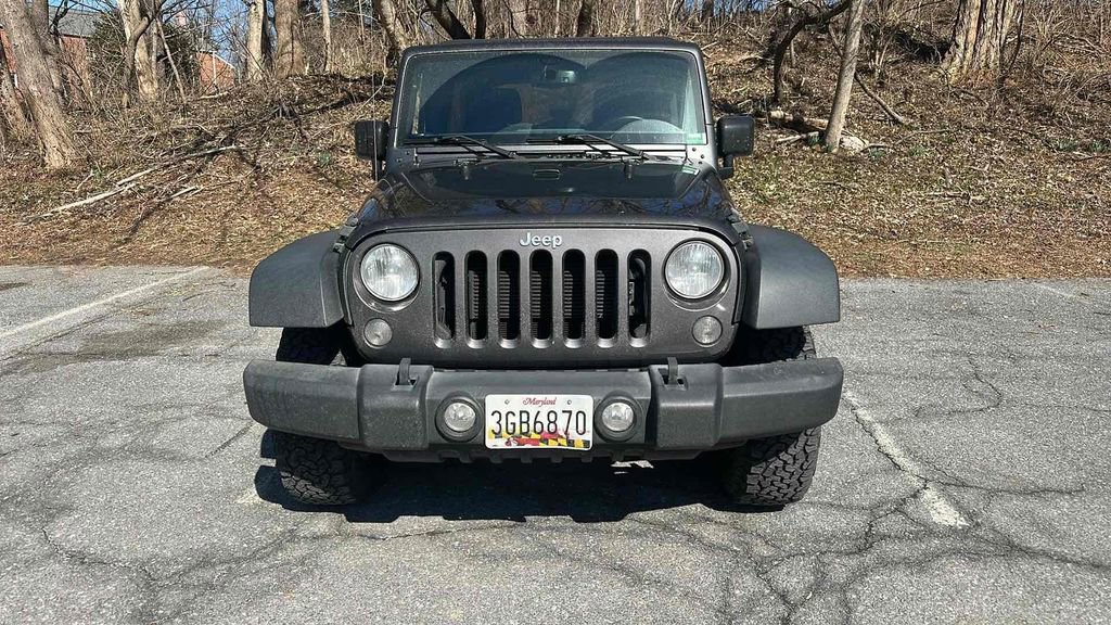 Used 2018 Jeep Wrangler Unlimited Sport S image 2