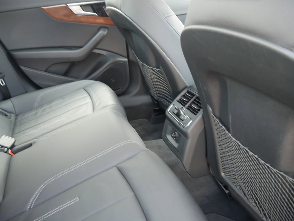 Used 2023 Audi A4 2.0T Premium w/ Convenience Package image 34