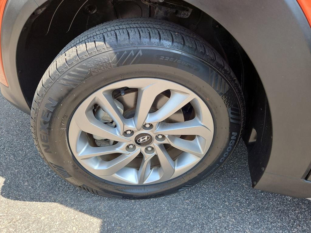 Used 2017 Hyundai Tucson SE image 28