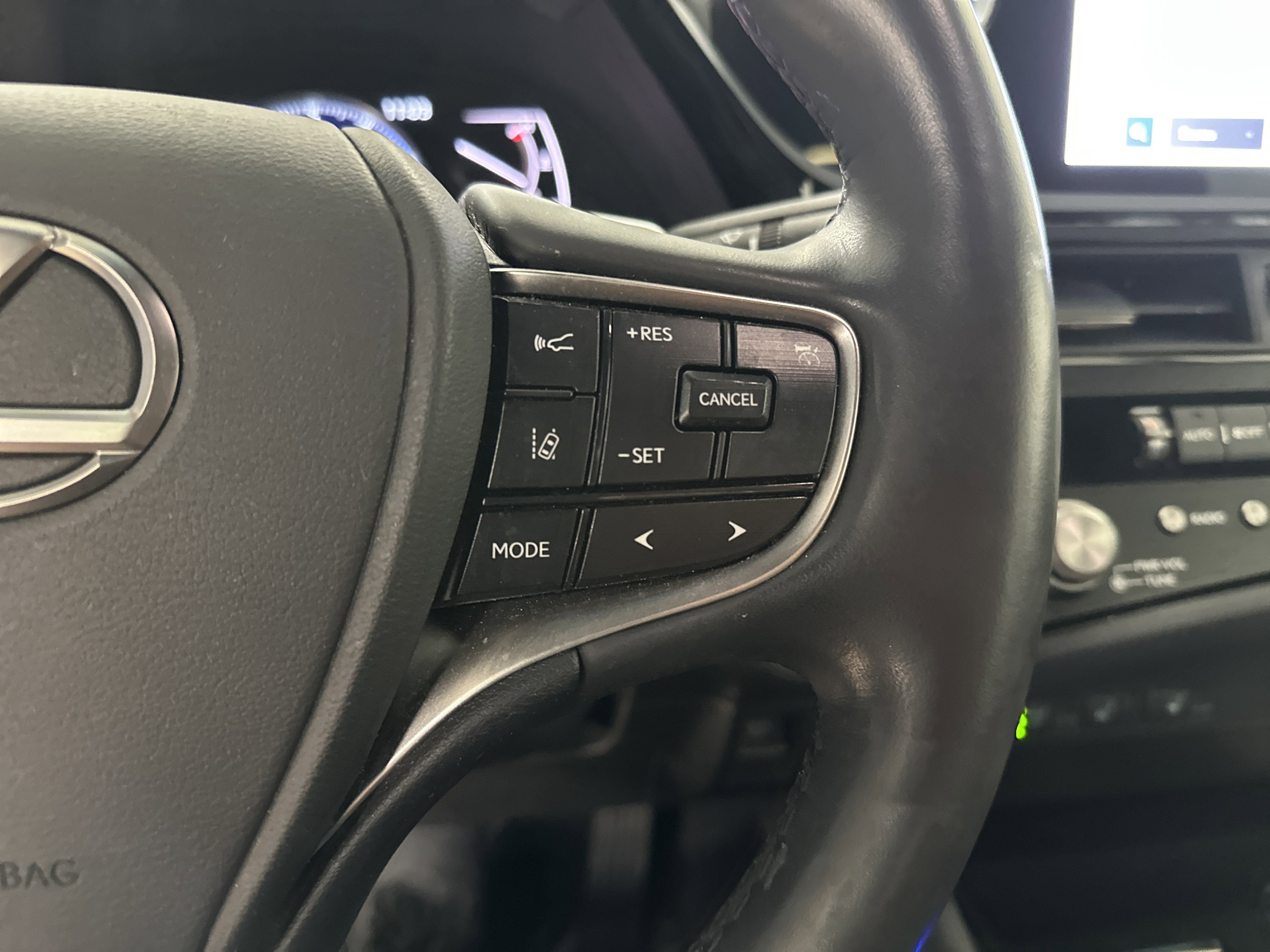 Used 2023 Lexus ES 350 w/ Premium Package FWD image 20