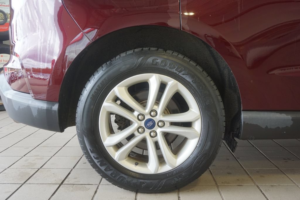 Used 2020 Ford Edge SEL w/ Convenience Package AWD/4WD image 28