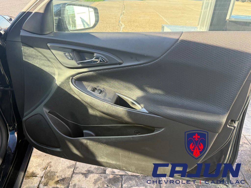 Used 2025 Chevrolet Malibu LT FWD image 17