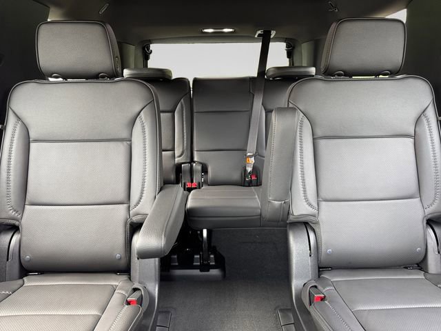 Used 2024 GMC Yukon Denali w/ Denali Reserve Package image 22
