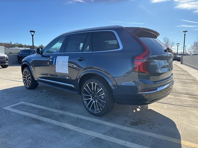 New 2026 Volvo XC90 B6 Plus w/ Protection Package Premier image 5