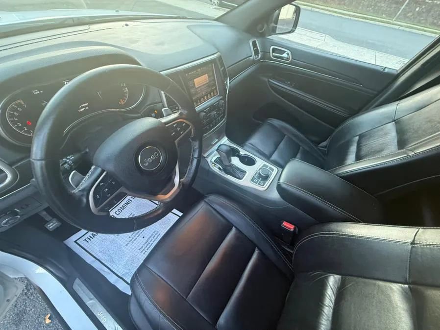 Used 2016 Jeep Grand Cherokee Limited image 17
