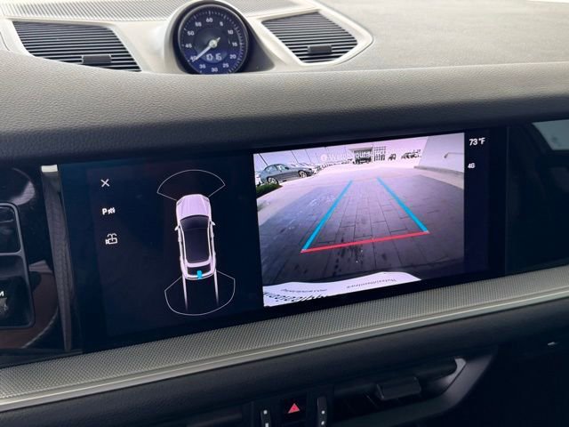 Used 2024 Porsche Cayenne Coupe image 27