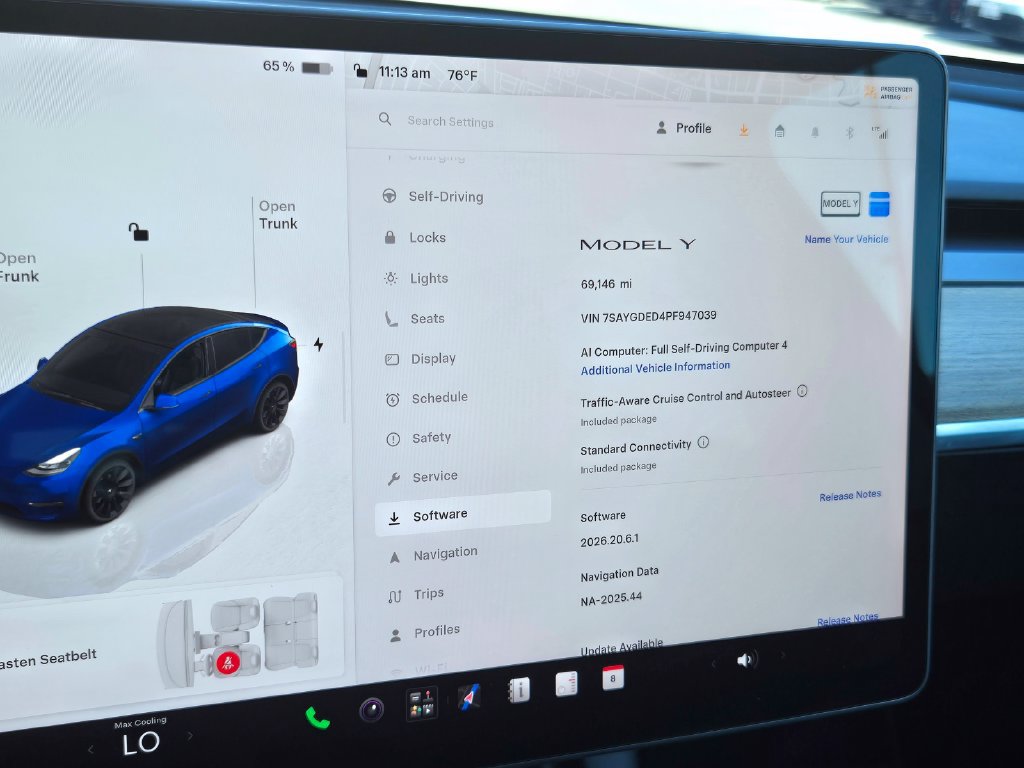 Used 2023 Tesla Model Y 2WD image 21