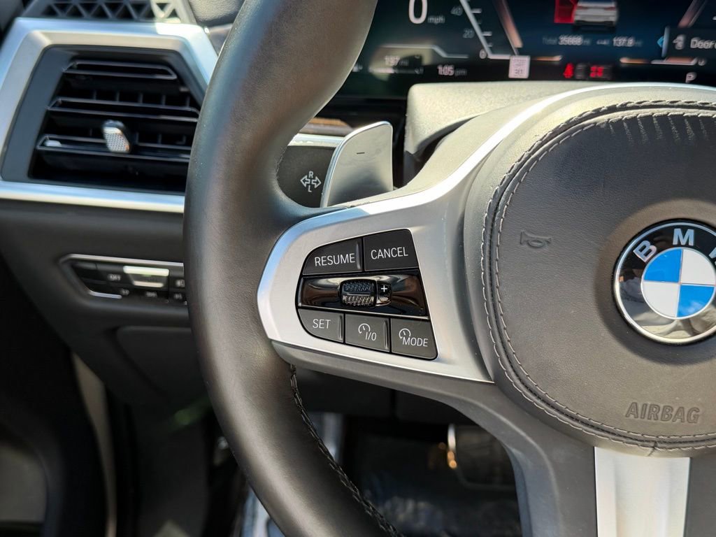 Used 2023 BMW X7 xDrive40i w/ M Sport Package AWD/4WD image 17