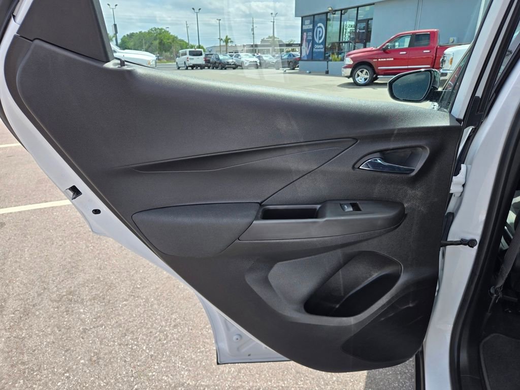 Used 2023 Chevrolet Bolt LT w/ Driver Confidence Package FWD image 34