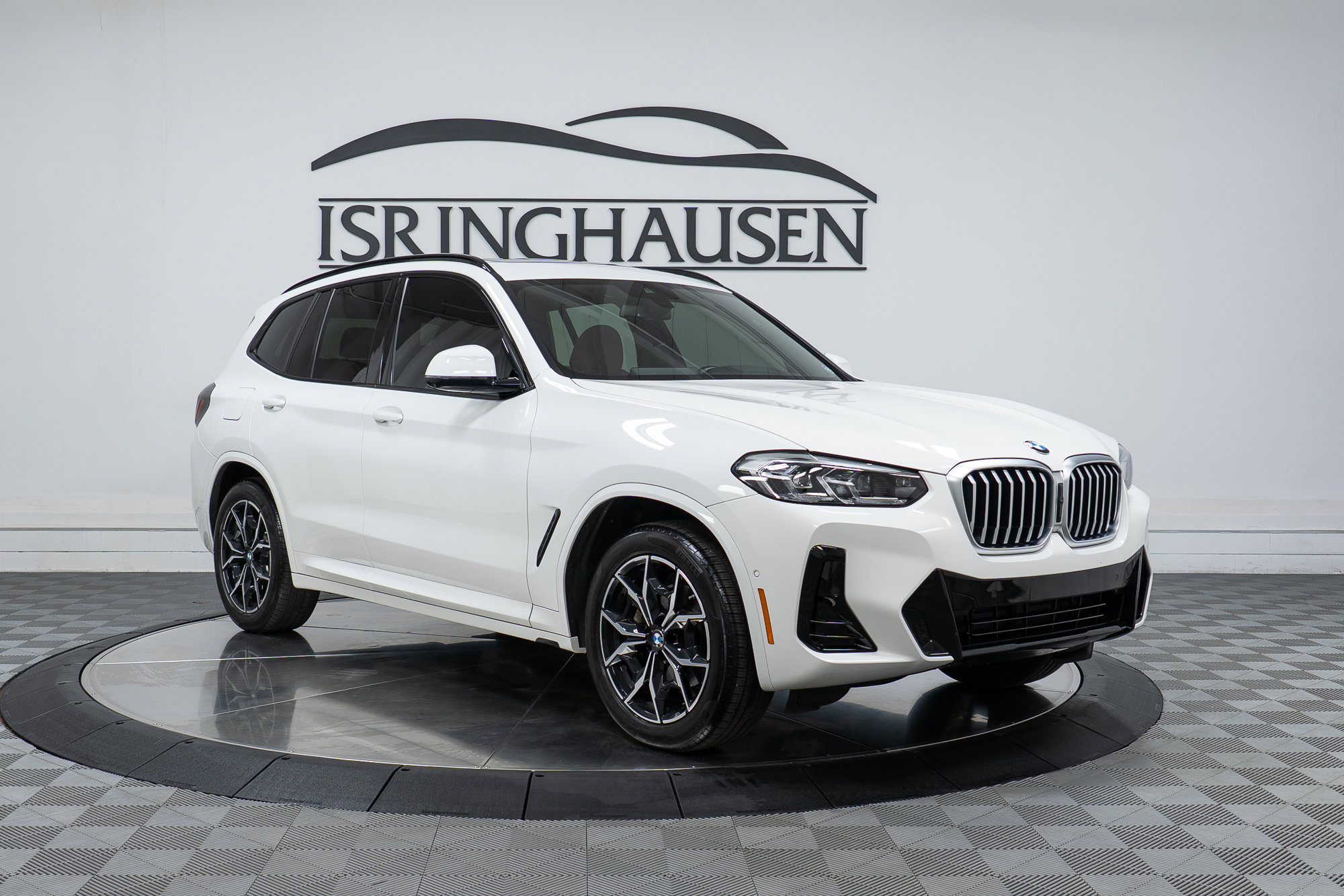 Certified 2024 BMW X3 xDrive30i w/ Premium Package image 3