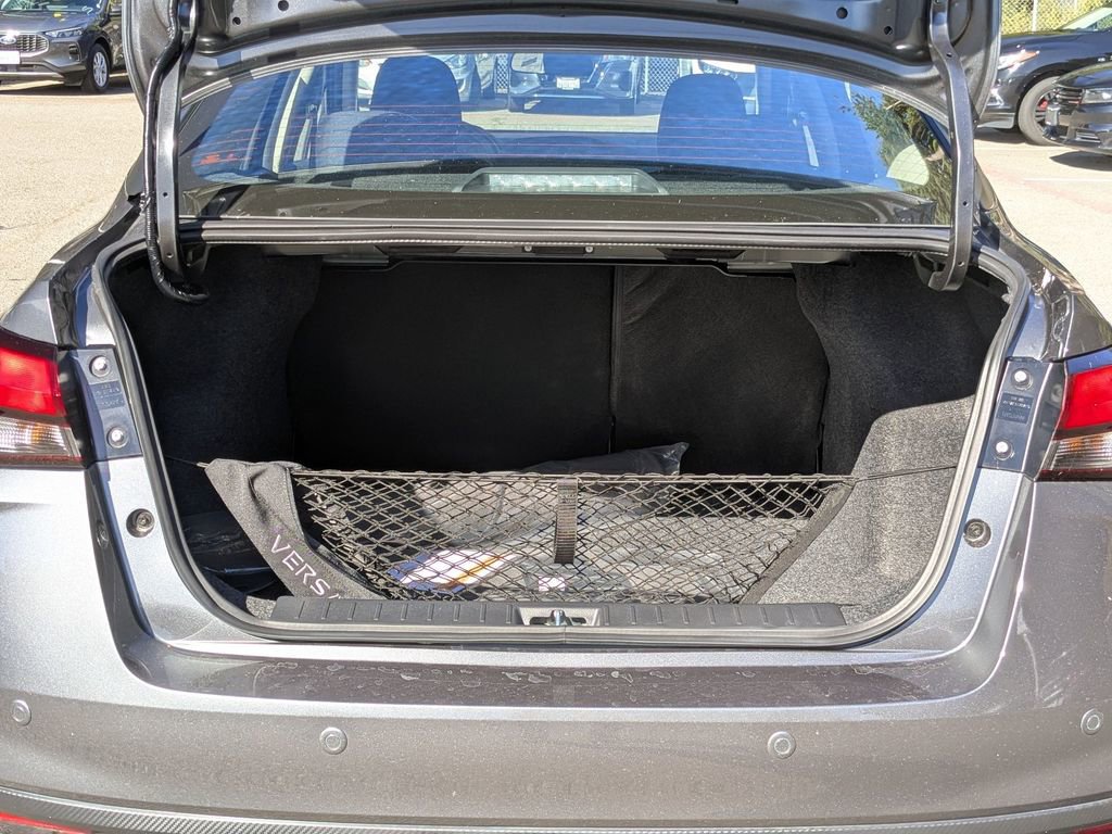 New 2025 Nissan Versa SV w/ Trunk Package FWD image 27