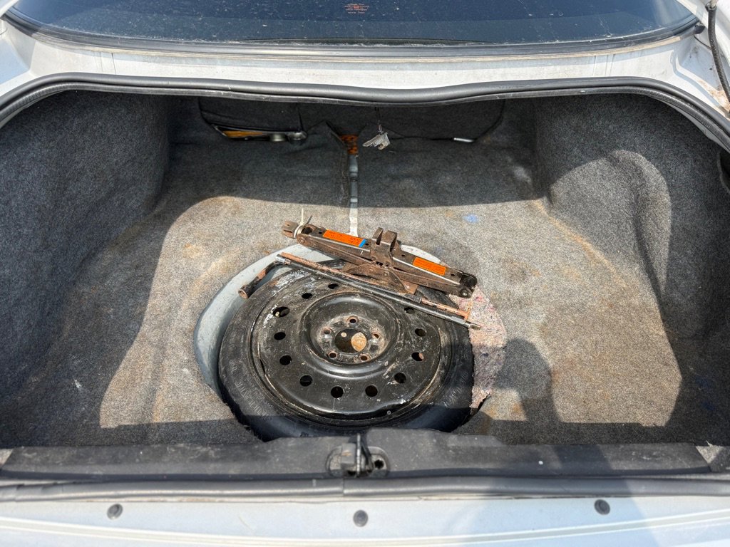 Used 2001 Chevrolet Monte Carlo LS image 16