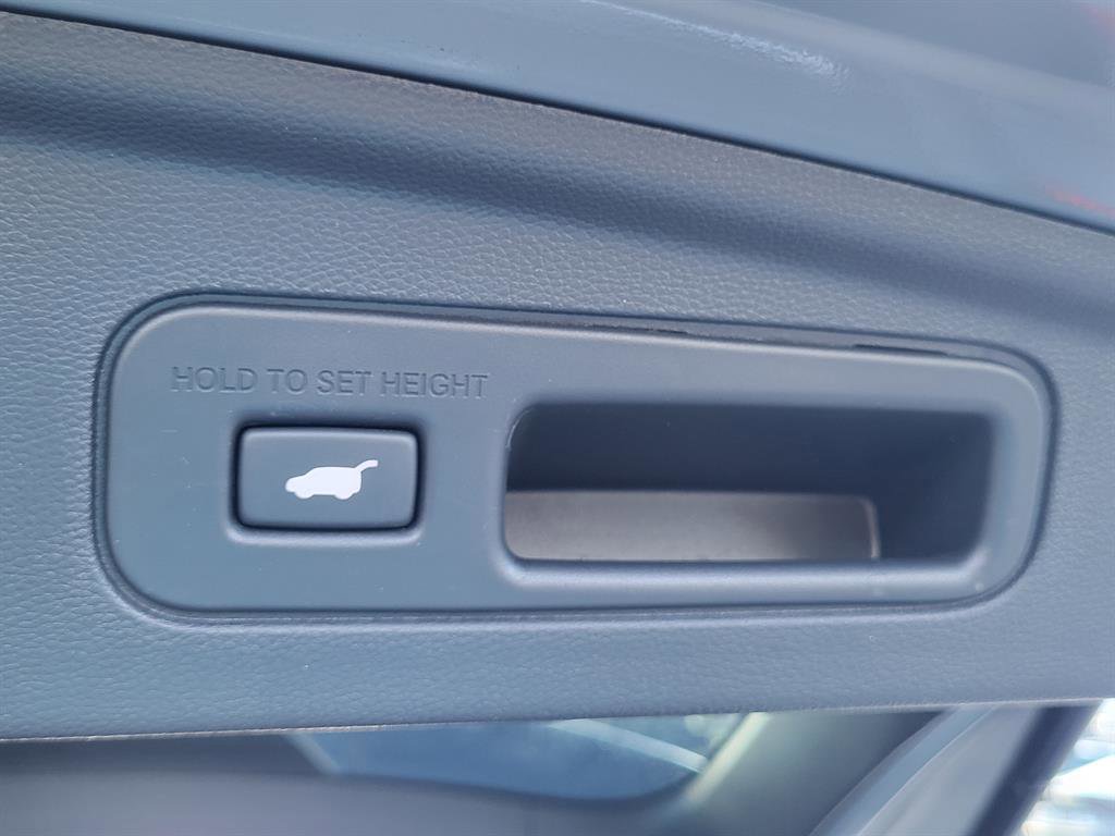 Used 2025 Acura MDX A-Spec image 5