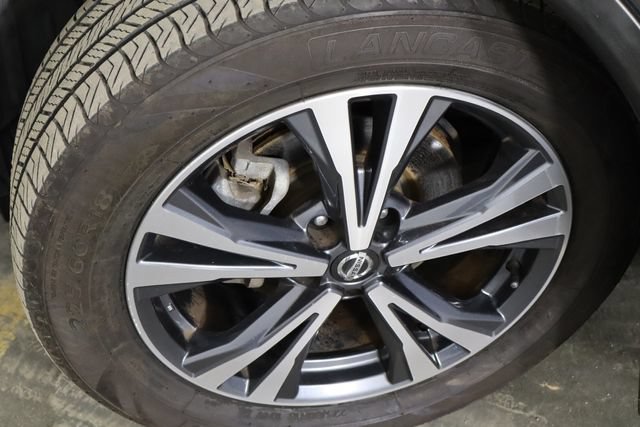 Used 2019 Nissan Rogue SV w/ Sun & Sound Touring Package AWD/4WD image 36