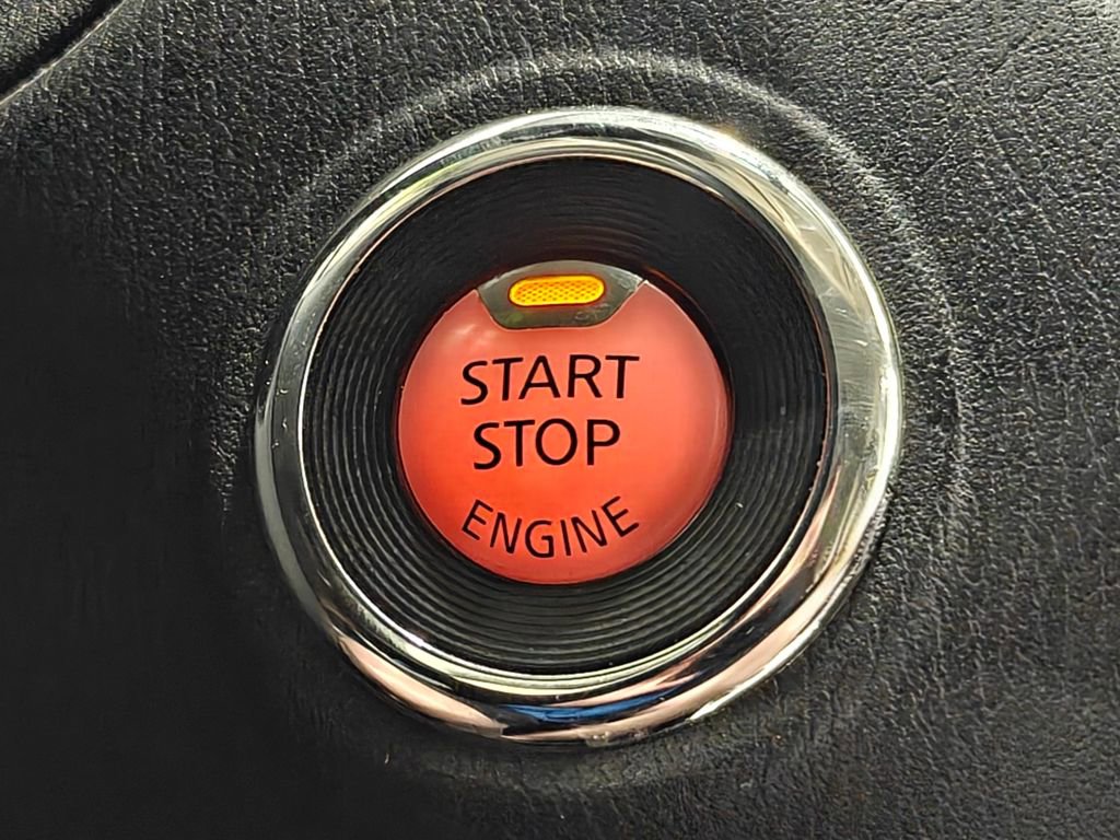 Used 2019 Nissan Pathfinder SL AWD/4WD image 13