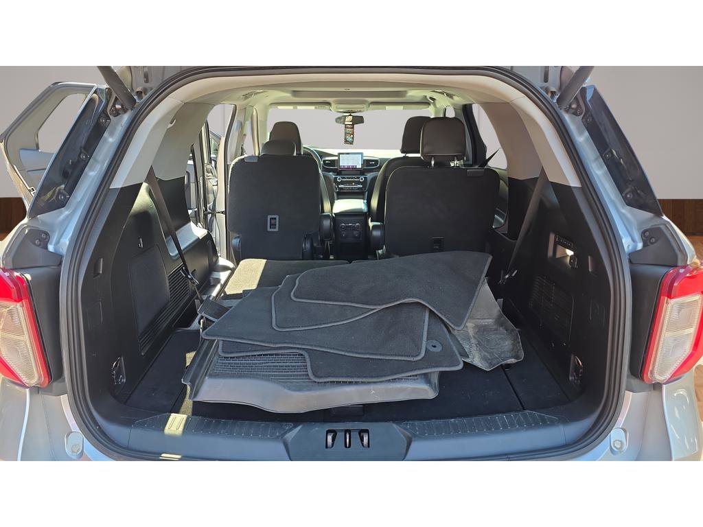 Used 2021 Ford Explorer Limited w/ Hybrid Equipment Group 310A image 30