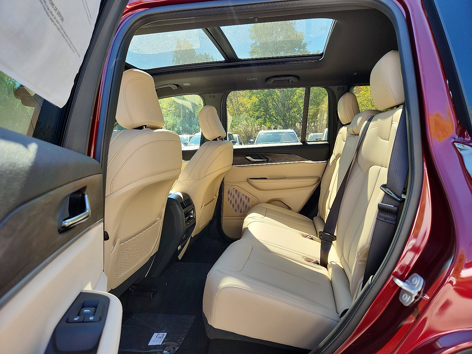 New 2025 Jeep Grand Cherokee Limited image 6