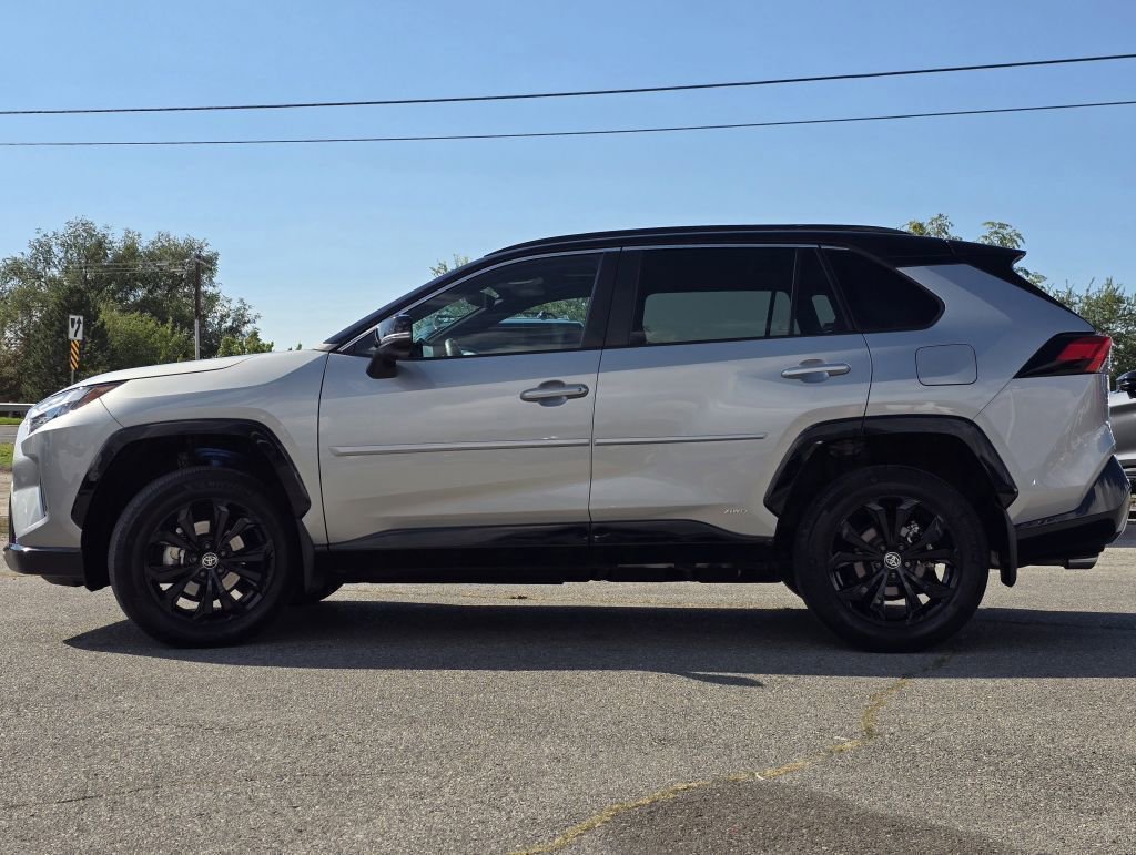 Used 2023 Toyota RAV4 XSE w/ XSE Grade Weather Package image 17