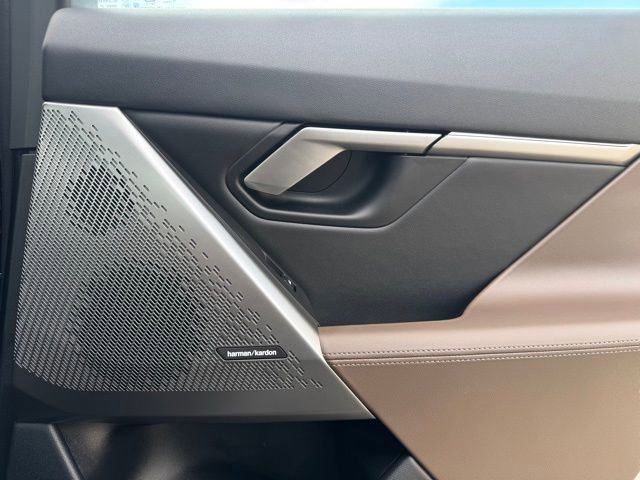 Certified 2025 BMW 530i xDrive image 22