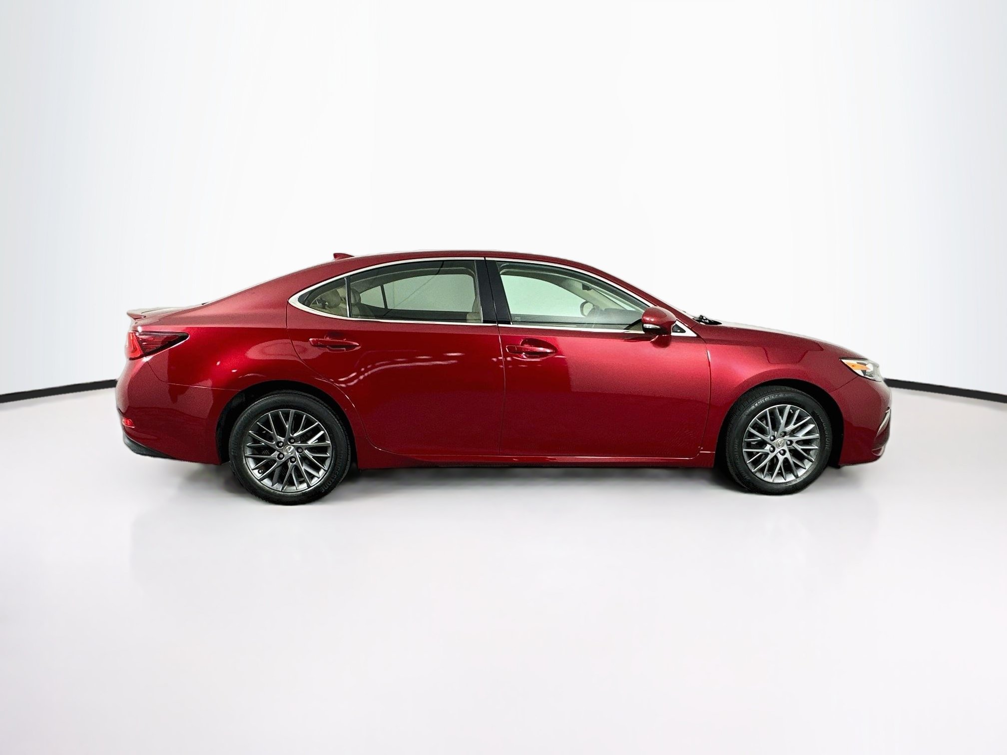 Used 2018 Lexus ES 350 w/ Premier Package FWD image 10