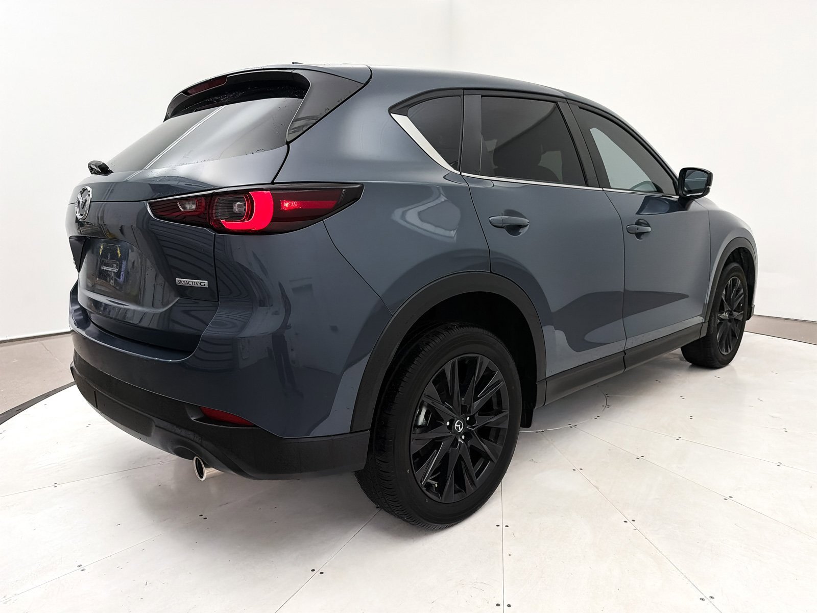 Certified 2023 MAZDA CX-5 Carbon Edition image 17