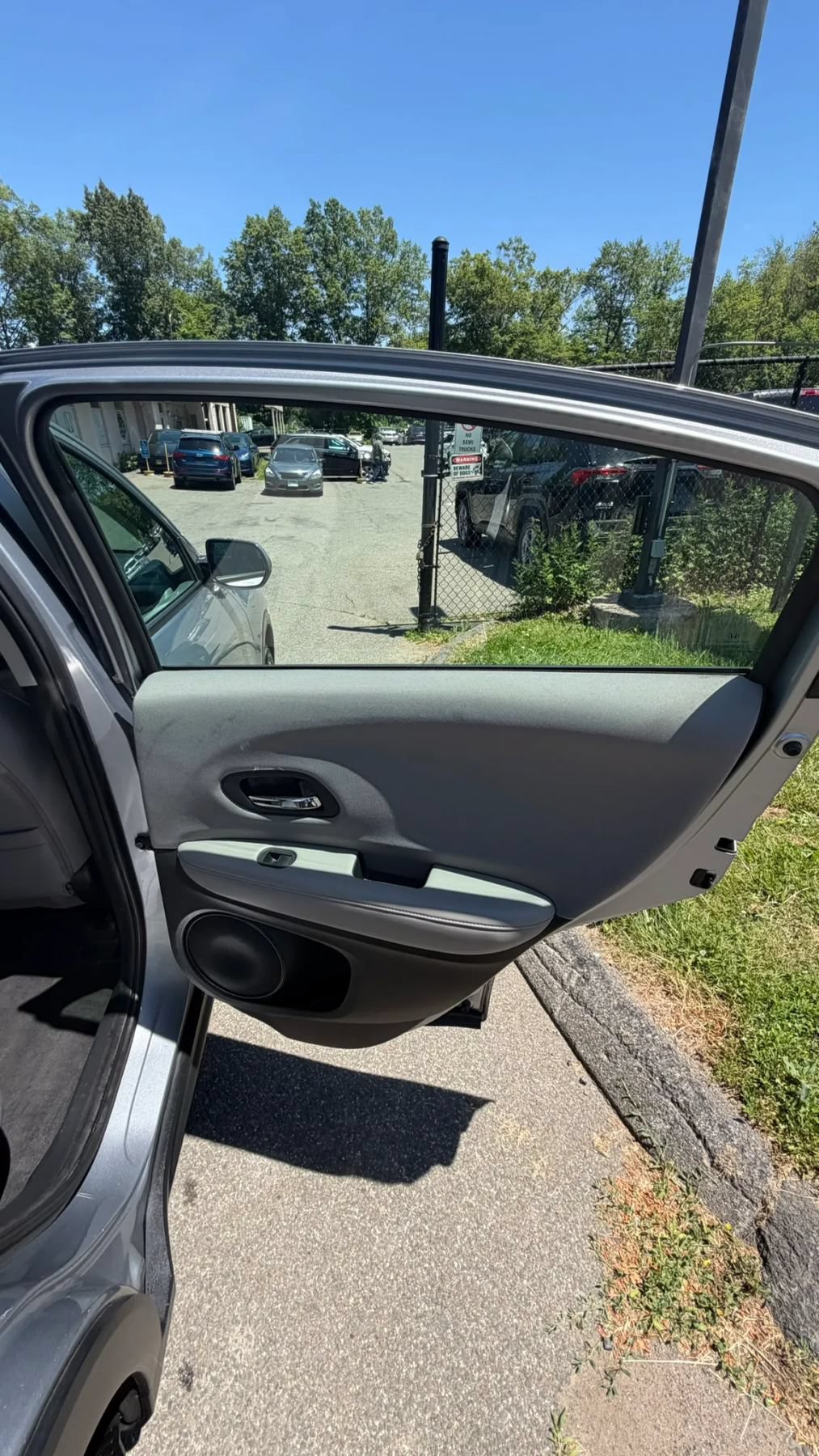 Used 2018 Honda HR-V LX image 15