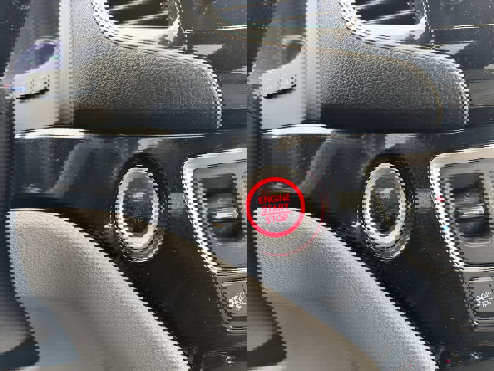 Used 2021 Honda Pilot Elite image 7