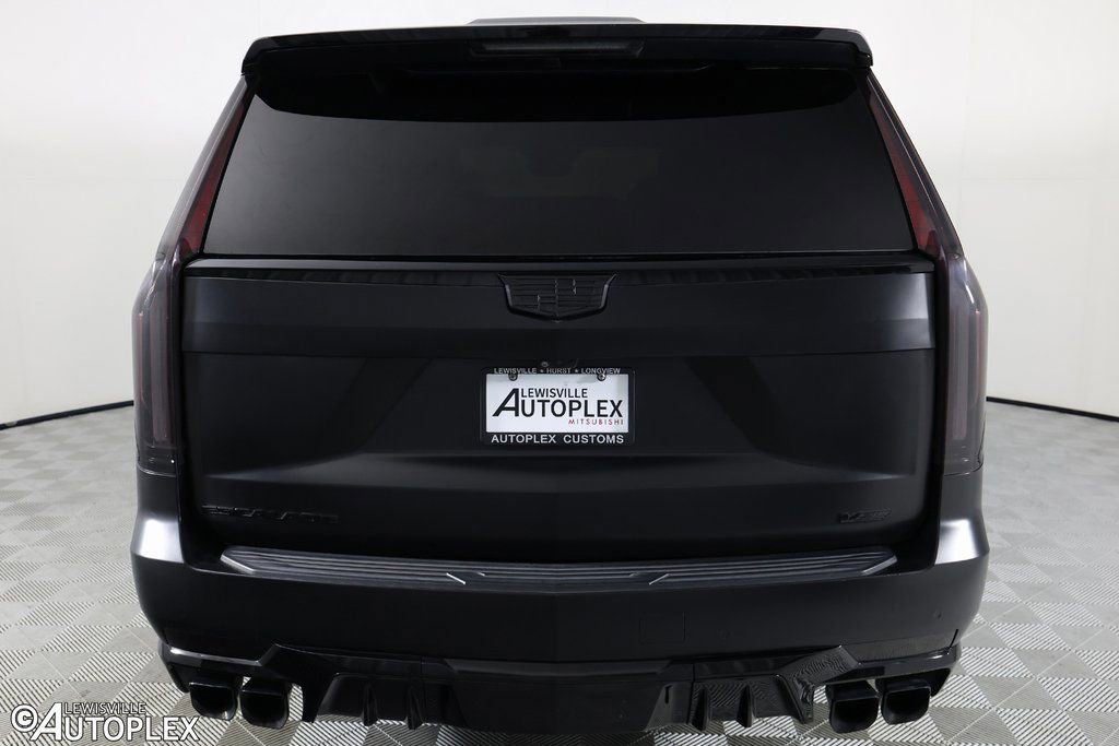 Used 2024 Cadillac Escalade V w/ LPO, ONYX Package image 6