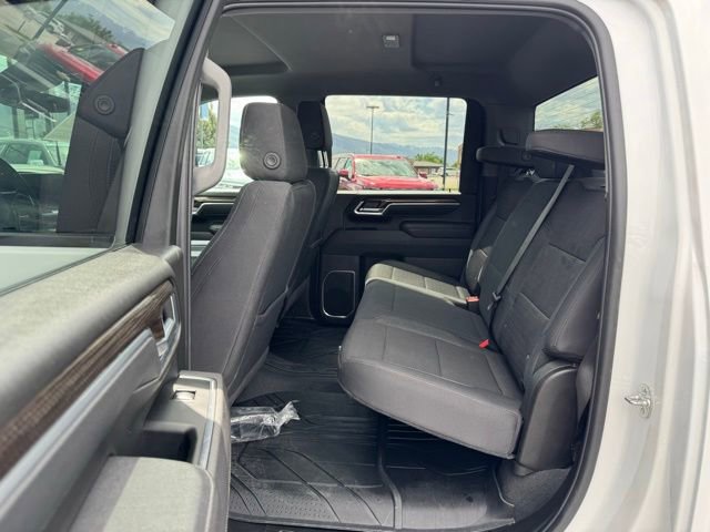 Used 2025 Chevrolet Silverado 2500 LT w/ Convenience Package AWD/4WD image 11