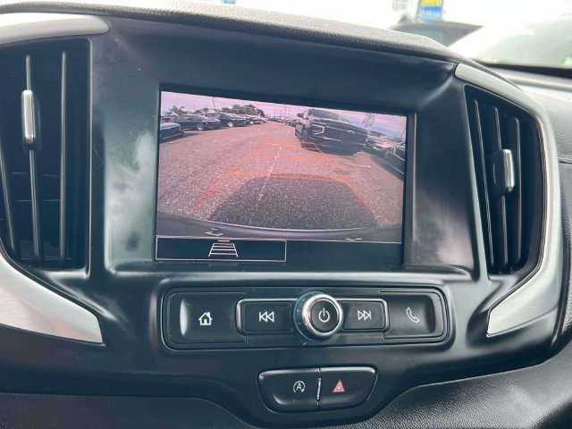 Used 2024 GMC Terrain SLE AWD/4WD image 28