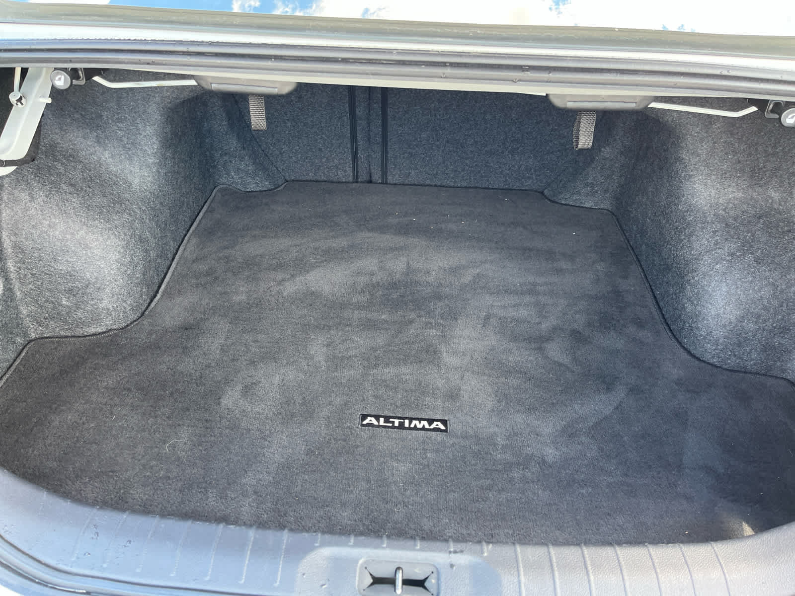 Used 2021 Nissan Altima 2.5 SL FWD image 29