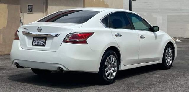 Used 2015 Nissan Altima 2.5 FWD image 8