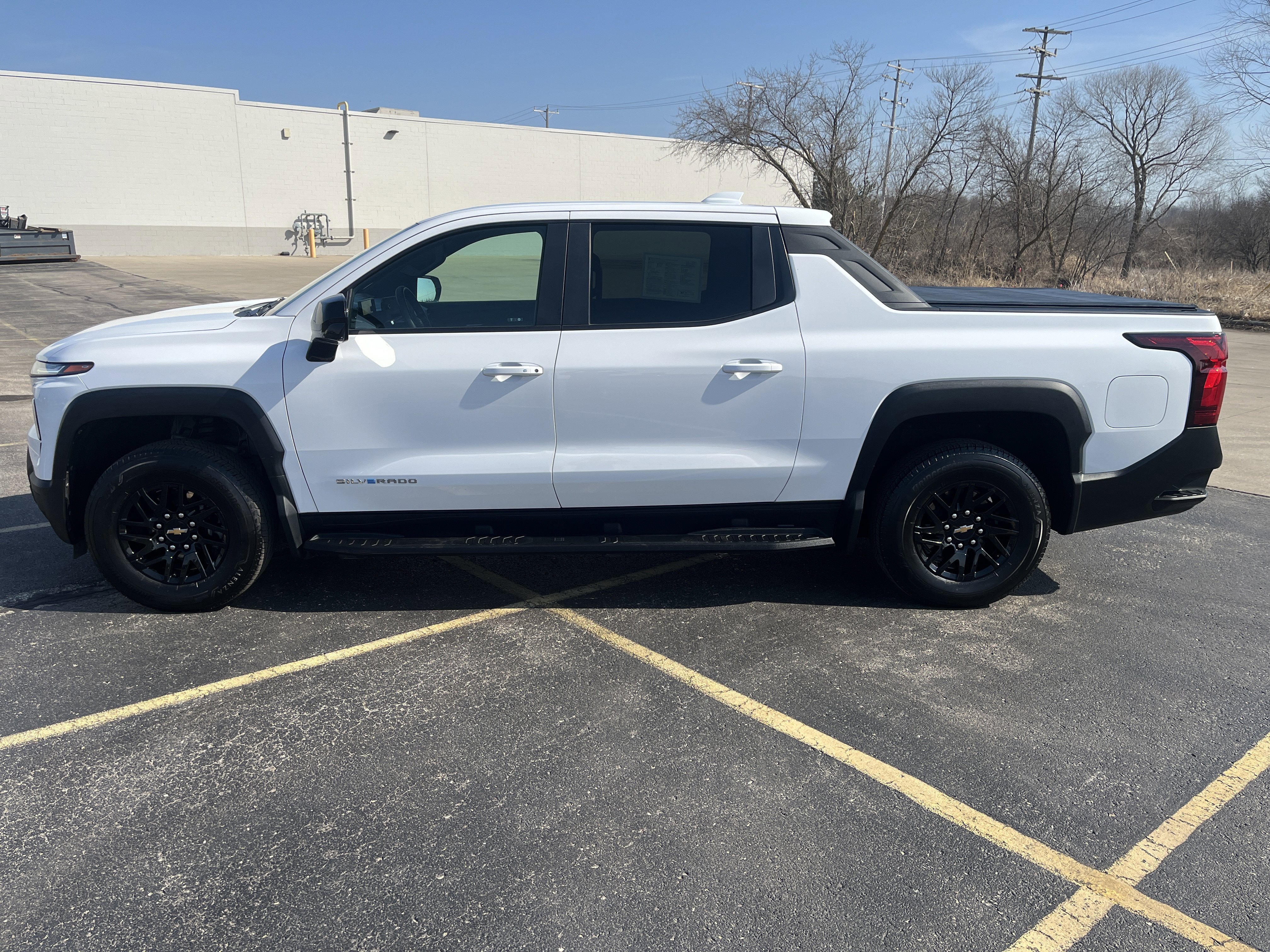 Used 2024 Chevrolet Silverado EV W/T image 3