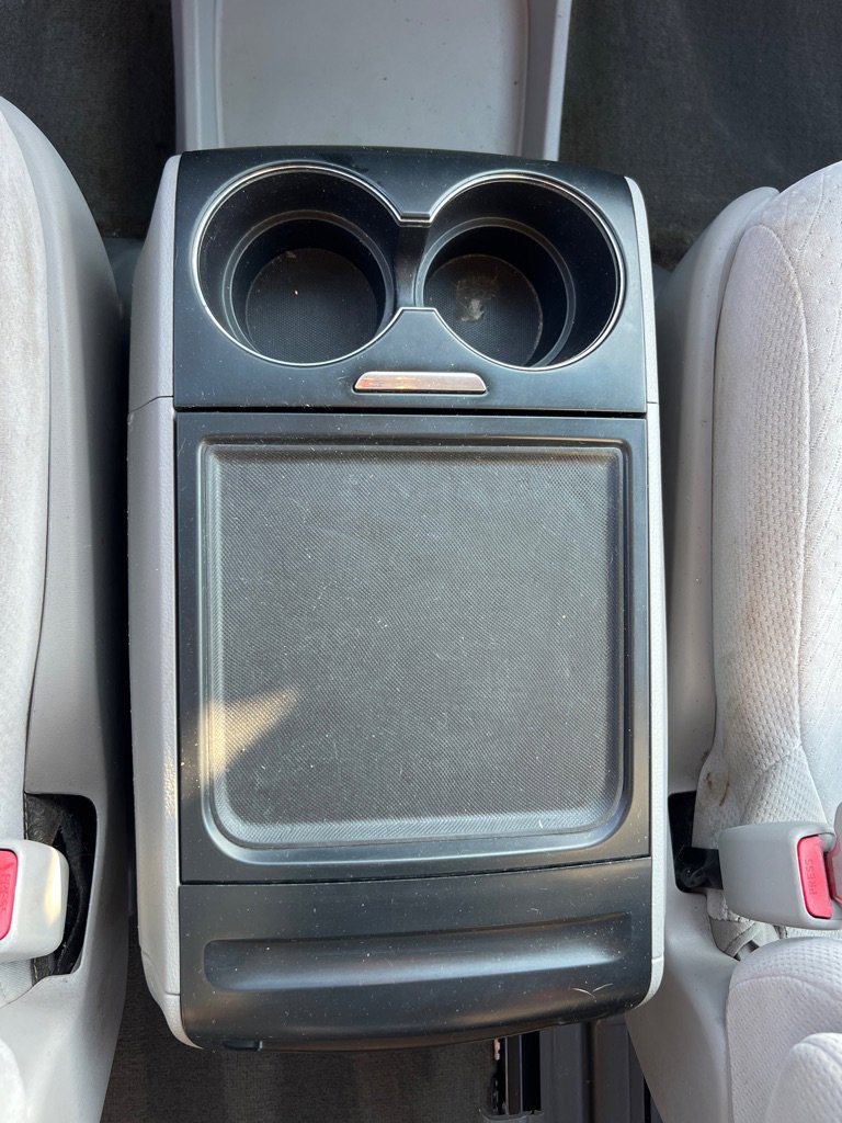 Used 2017 Toyota Sienna LE image 36