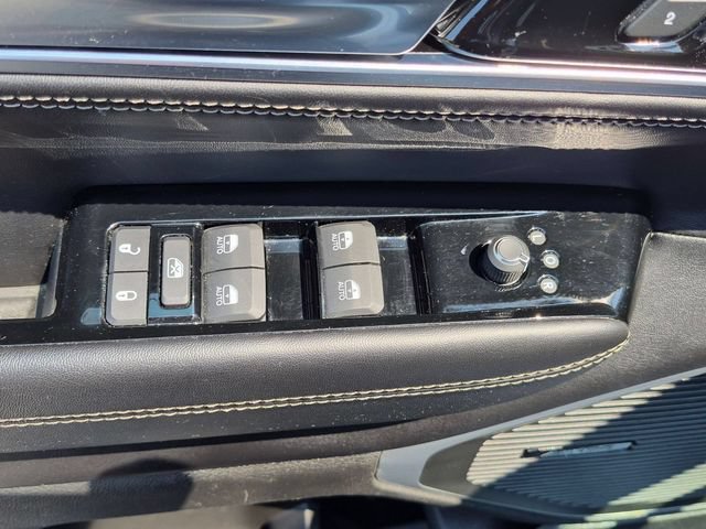 Used 2023 Jeep Wagoneer Series II AWD/4WD image 14