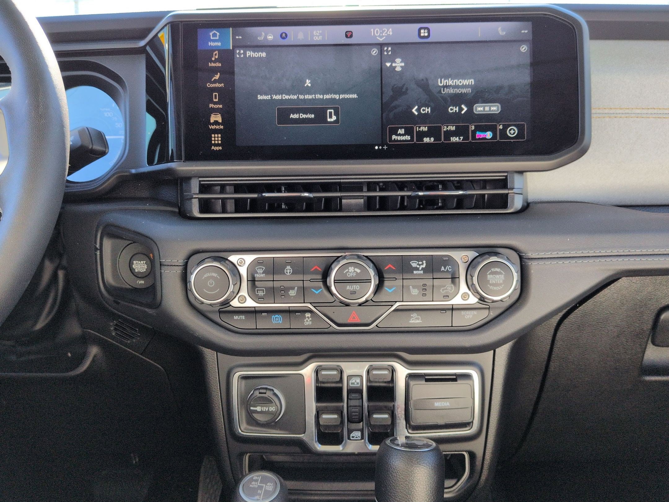 Certified 2025 Jeep Wrangler Sahara image 12