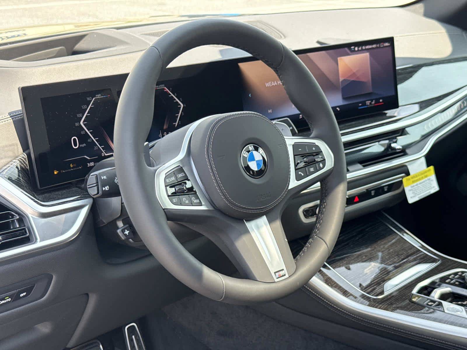 New 2026 BMW X5 xDrive40i w/ M Sport Package AWD/4WD image 2