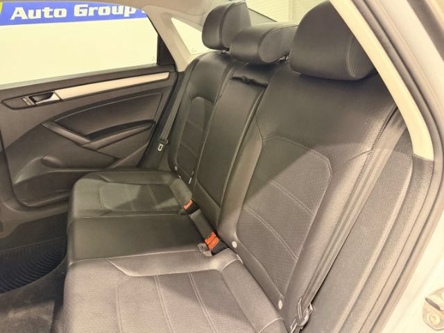Used 2014 Volkswagen Passat 1.8T Wolfsburg Edition FWD image 26