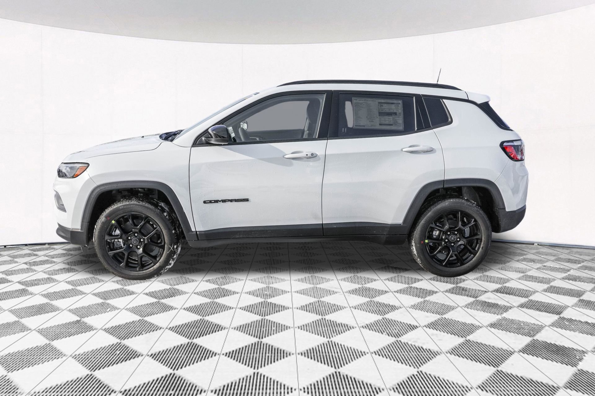 New 2026 Jeep Compass Latitude image 6